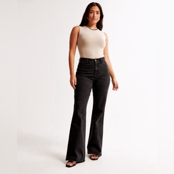 Abercrombie & Fitch Denim - NWT Abercrombie & Fitch Curve Love High Rise Vintage Flare Jean, Size 26 2s